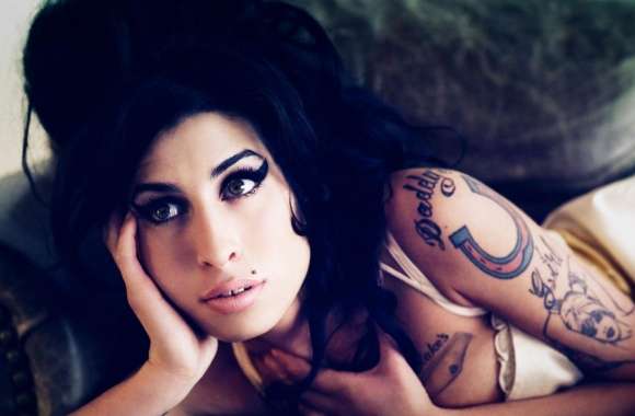 Amy Winehouse Hot